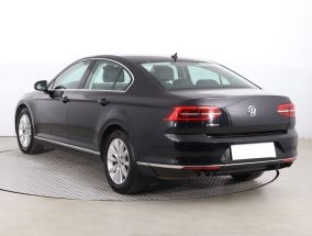 Volkswagen Passat - 2016