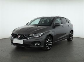 Fiat Tipo - 2016