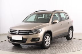 Volkswagen Tiguan - 2012