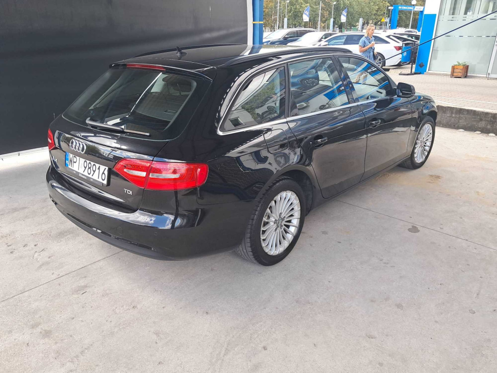 Audi A4