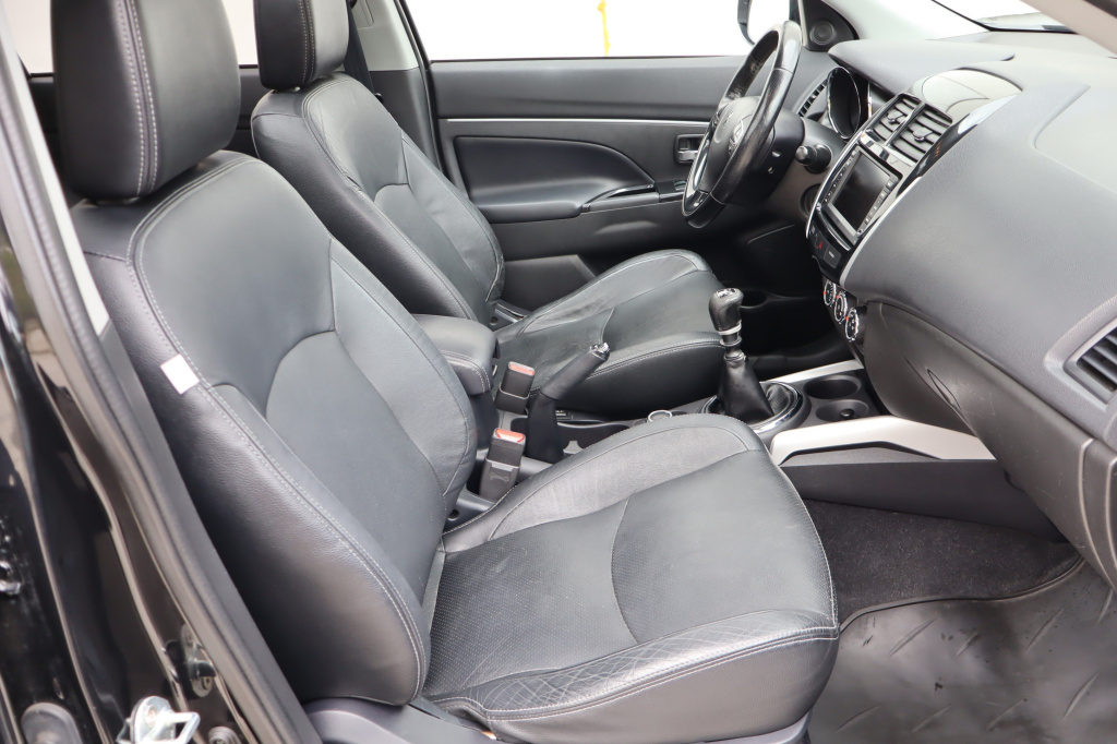 Peugeot 4008