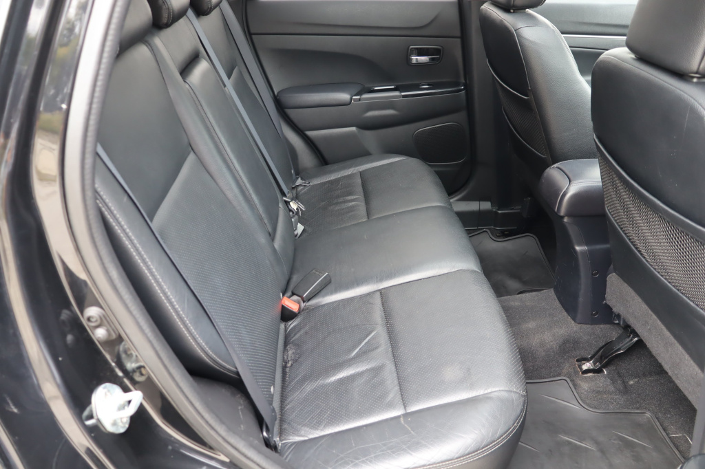 Peugeot 4008