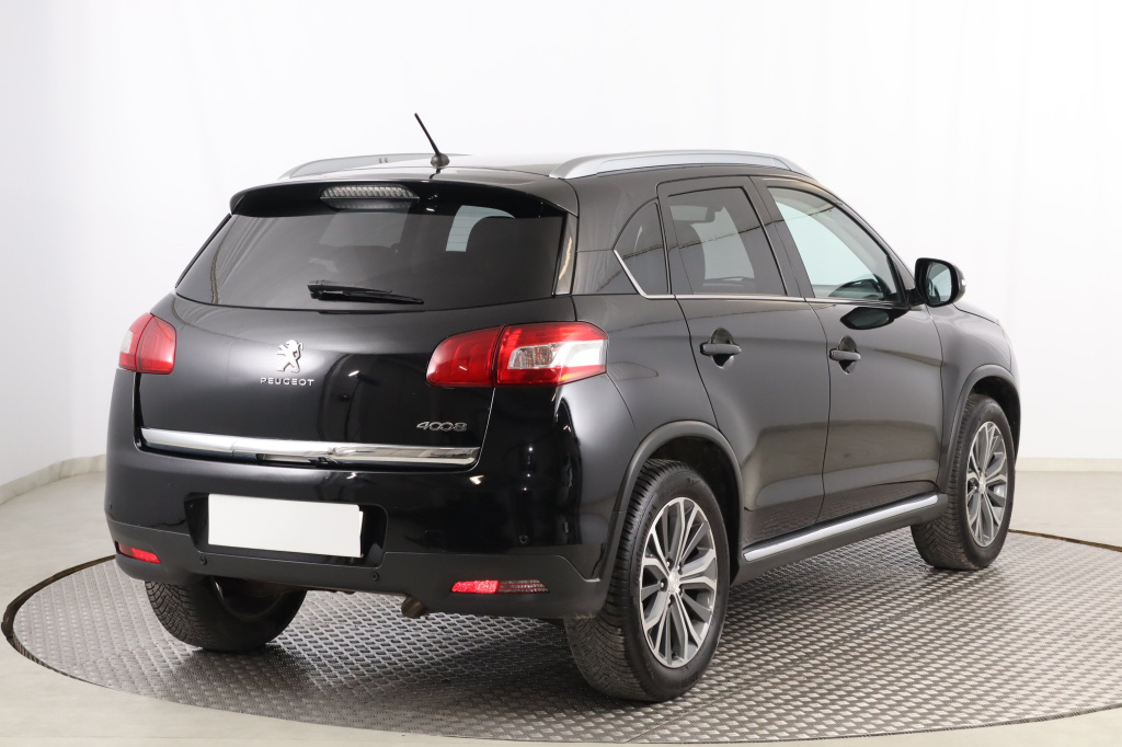 Peugeot 4008