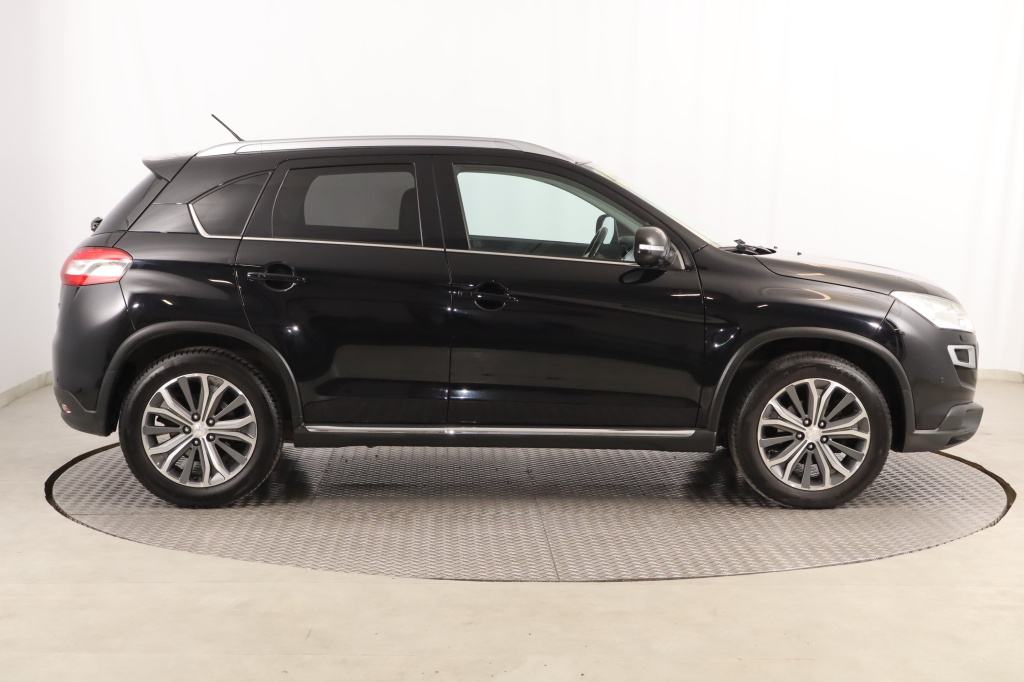 Peugeot 4008