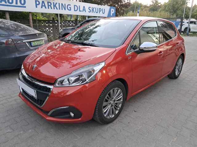 Peugeot 208 2016