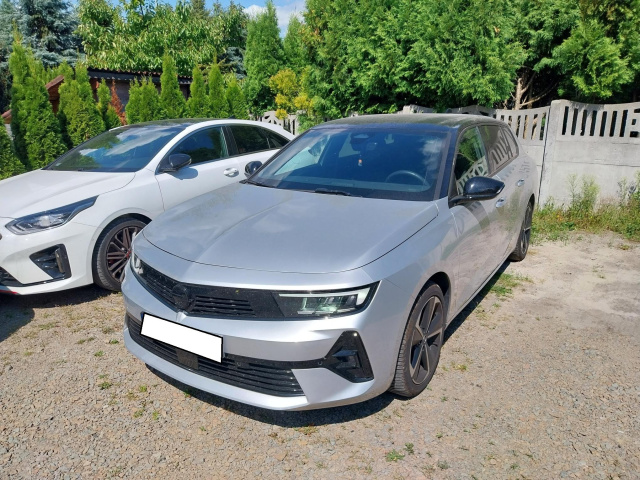 Opel Astra 2024