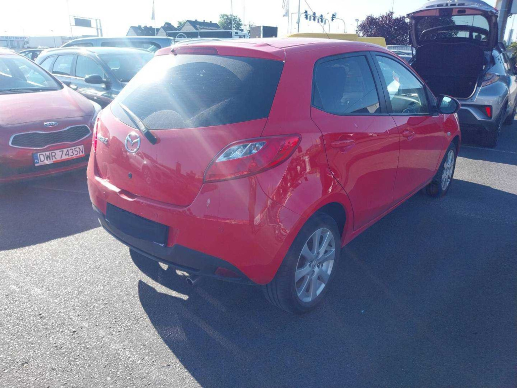 Mazda 2