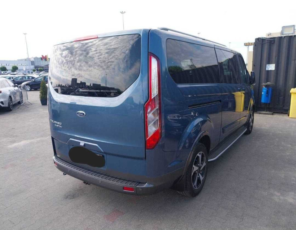 Ford Tourneo Custom