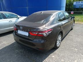 Toyota Camry - 2021