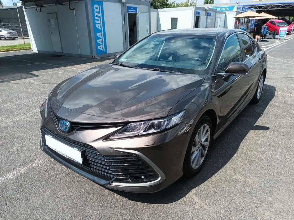 Toyota Camry - 2021
