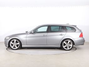 BMW 3 - 2011