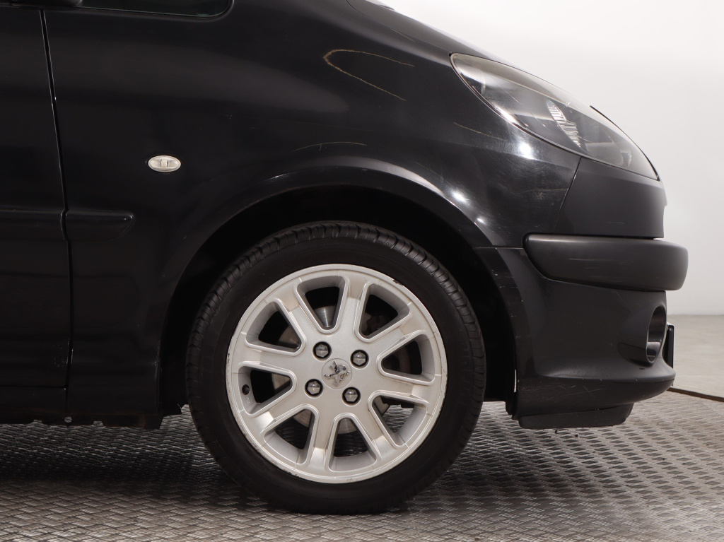 Peugeot 1007