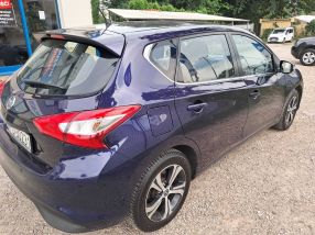 Nissan Pulsar - 2015