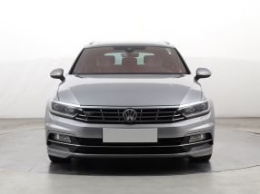 Volkswagen Passat - 2017