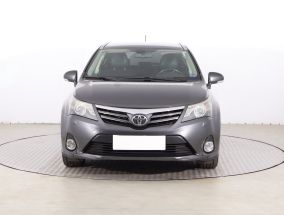 Toyota Avensis - 2012