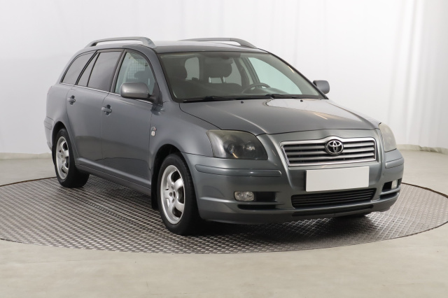 Toyota Avensis 2003