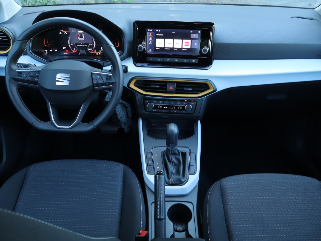 Seat Arona