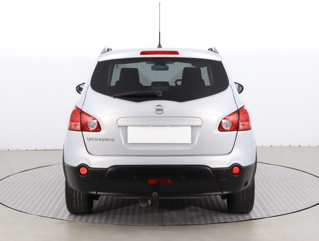 Nissan Qashqai+2