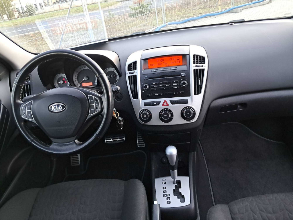 Kia ProCeed