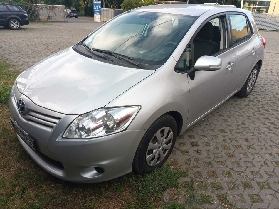 Toyota Auris - 2012