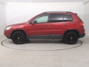 Volkswagen Tiguan - 2011
