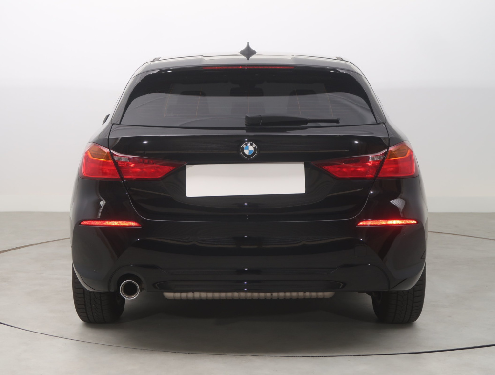 BMW 1