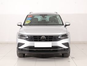 Volkswagen Tiguan - 2022