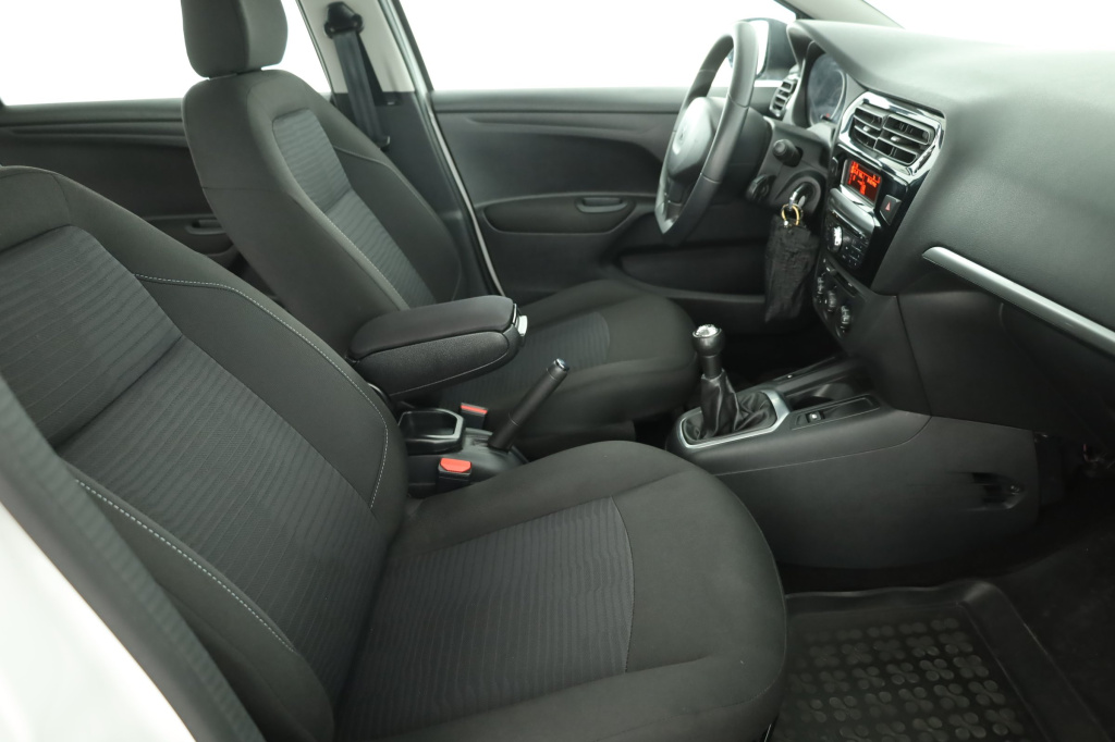 Peugeot 301