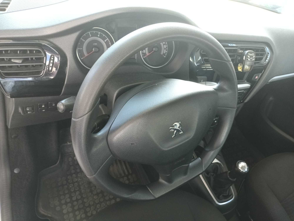 Peugeot 301