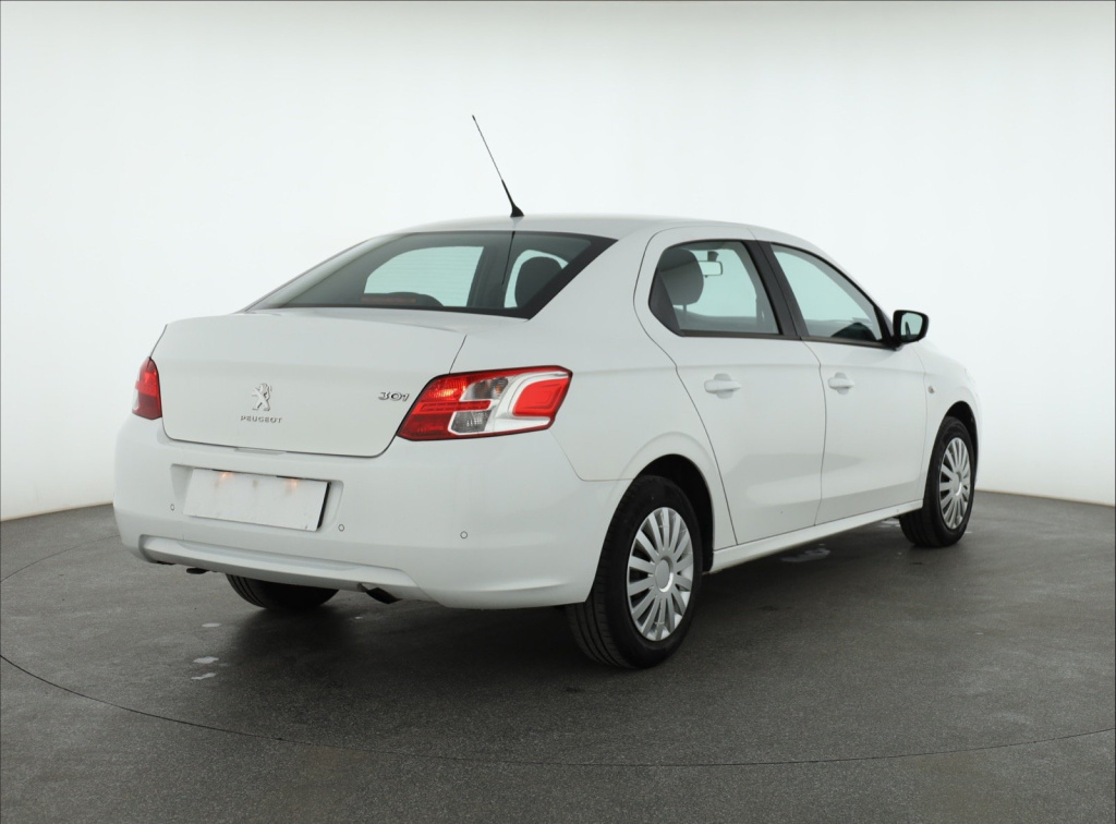 Peugeot 301