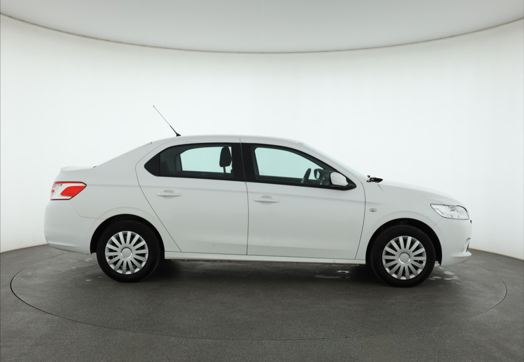 Peugeot 301