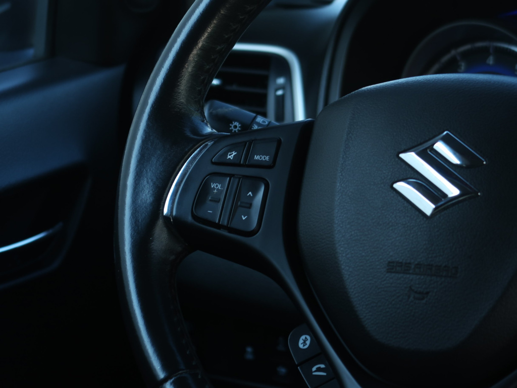 Suzuki Baleno