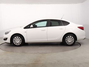 Opel Astra - 2015