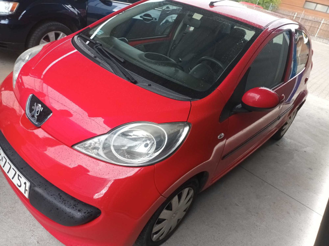Peugeot 107 2006
