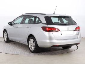 Opel Astra - 2016
