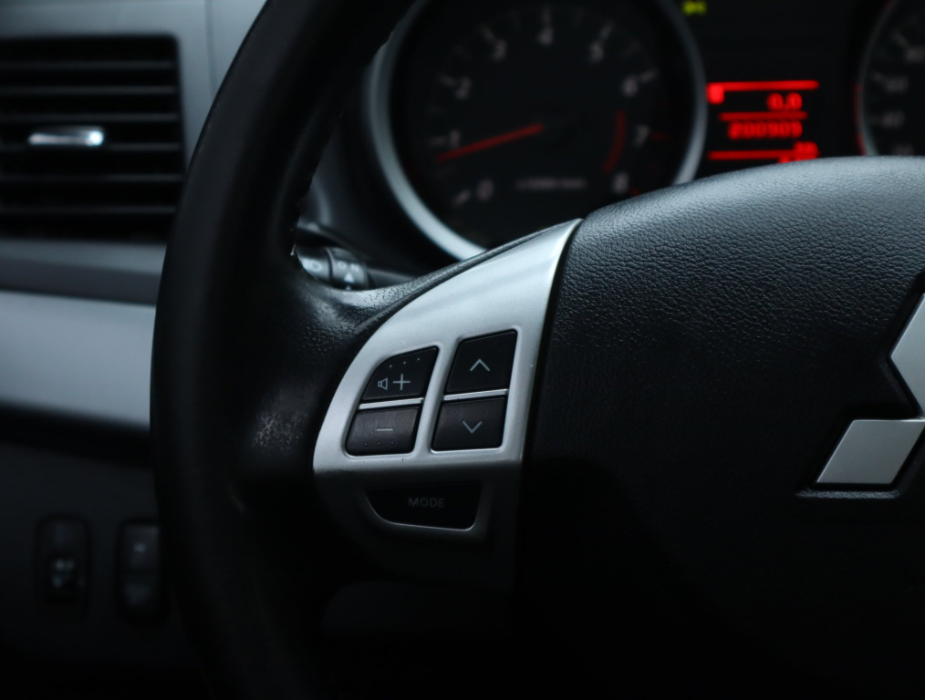 Mitsubishi Lancer