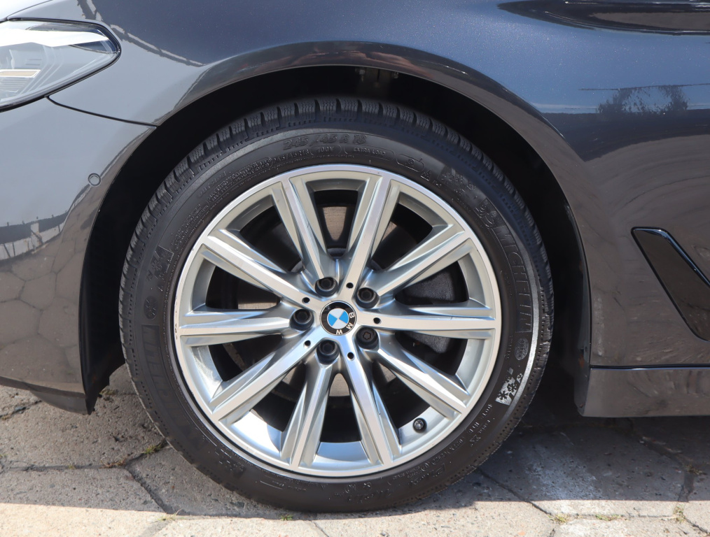 BMW 5