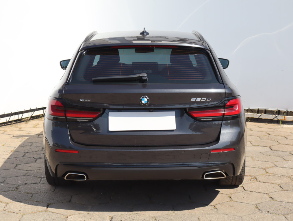 BMW 5