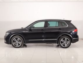 Volkswagen Tiguan - 2016
