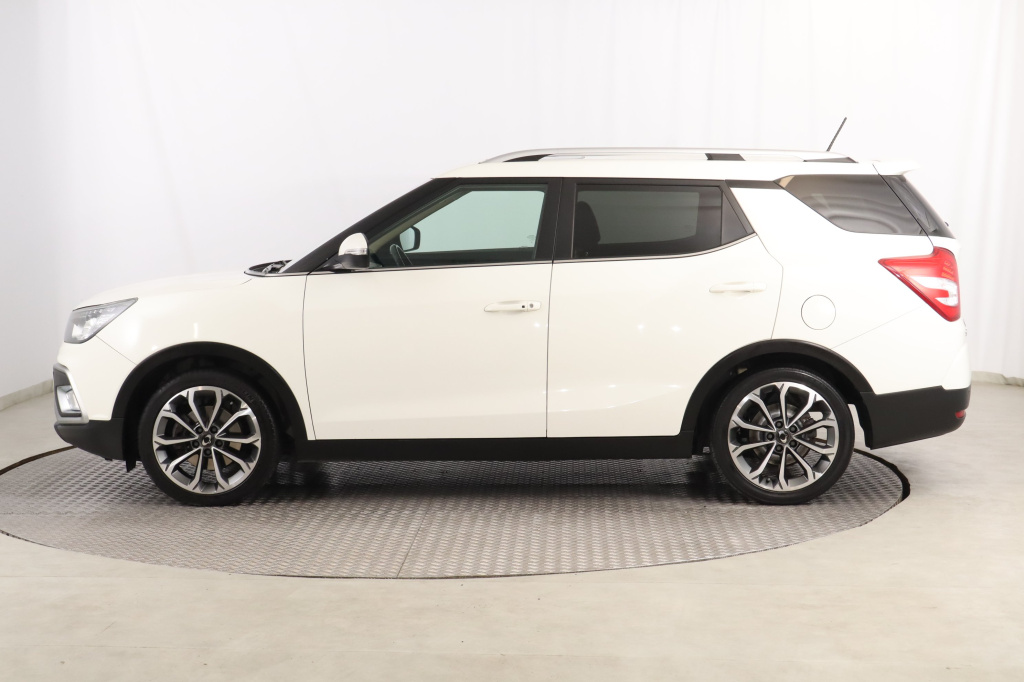 Ssang Yong XLV