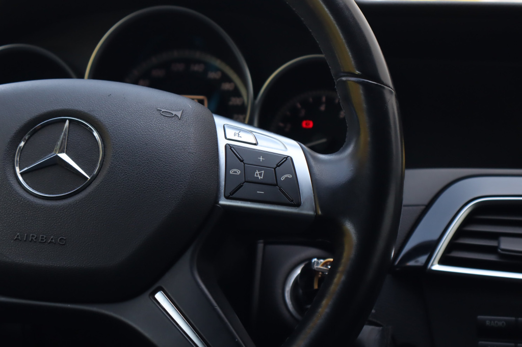 Mercedes-Benz C
