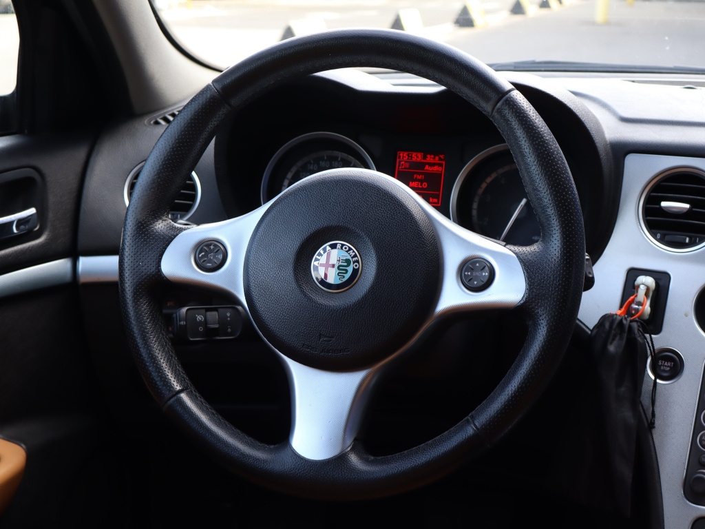 Alfa Romeo 159