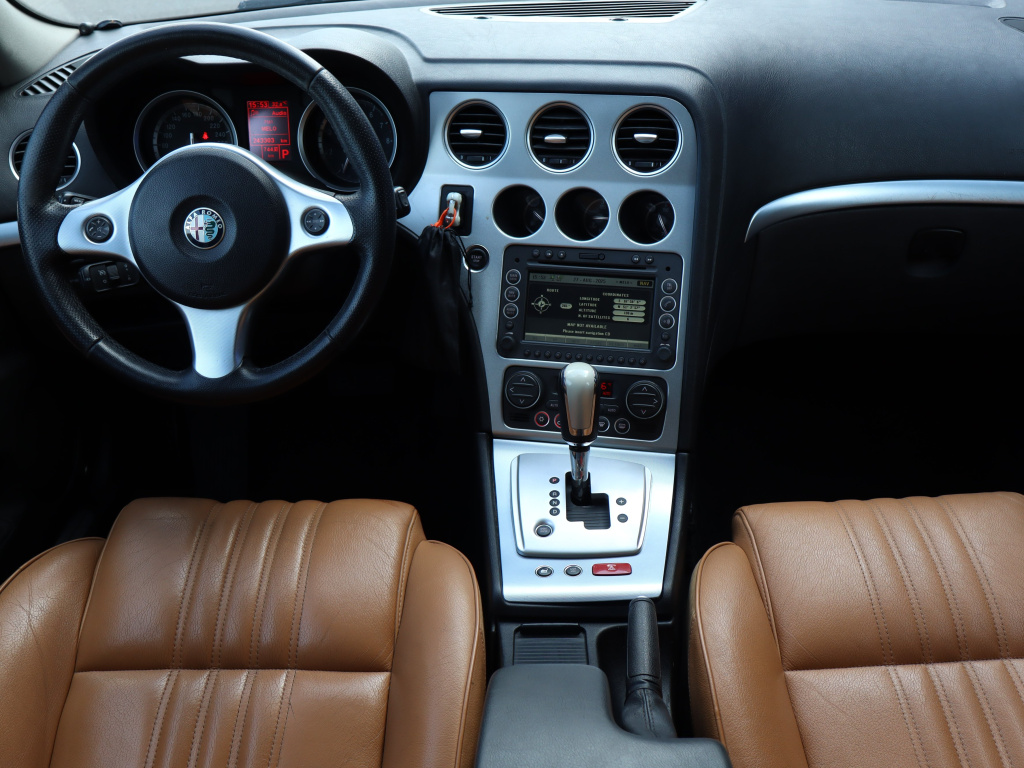 Alfa Romeo 159