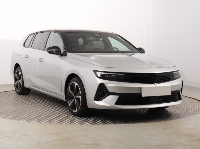 Opel Astra 2024