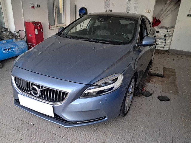 Volvo V40 2016