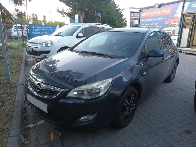Opel Astra 2010