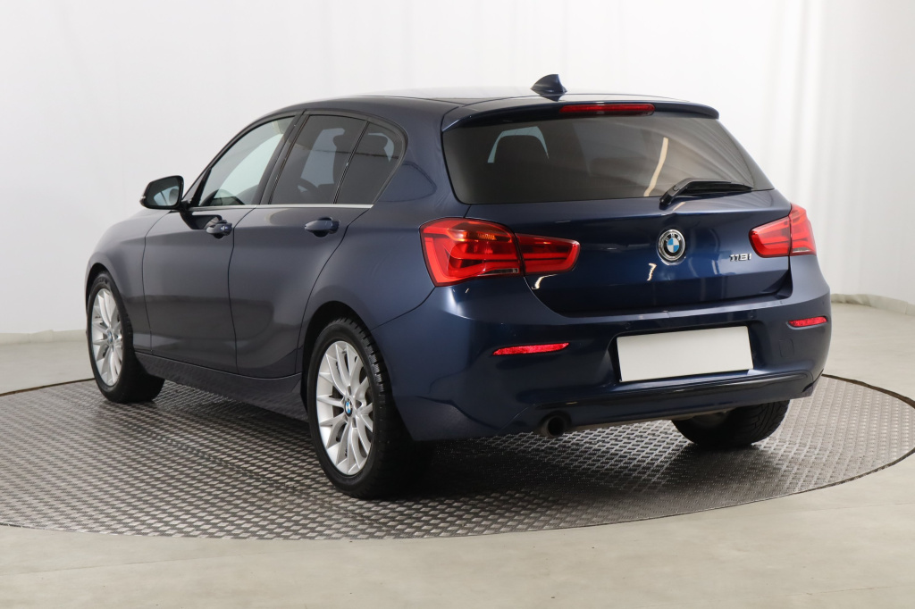 BMW 1