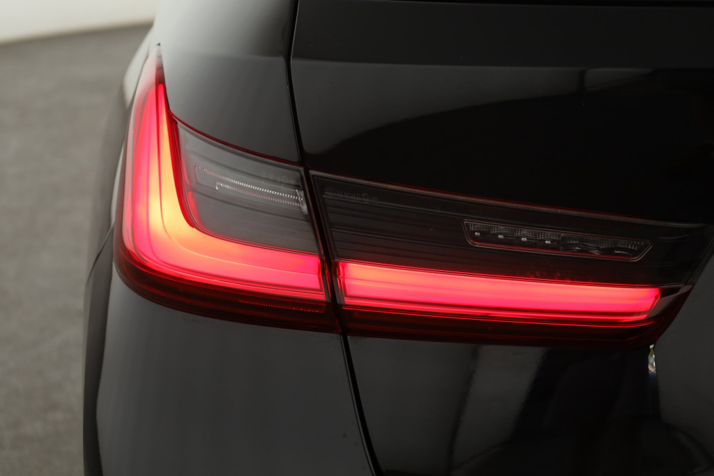 BMW 3