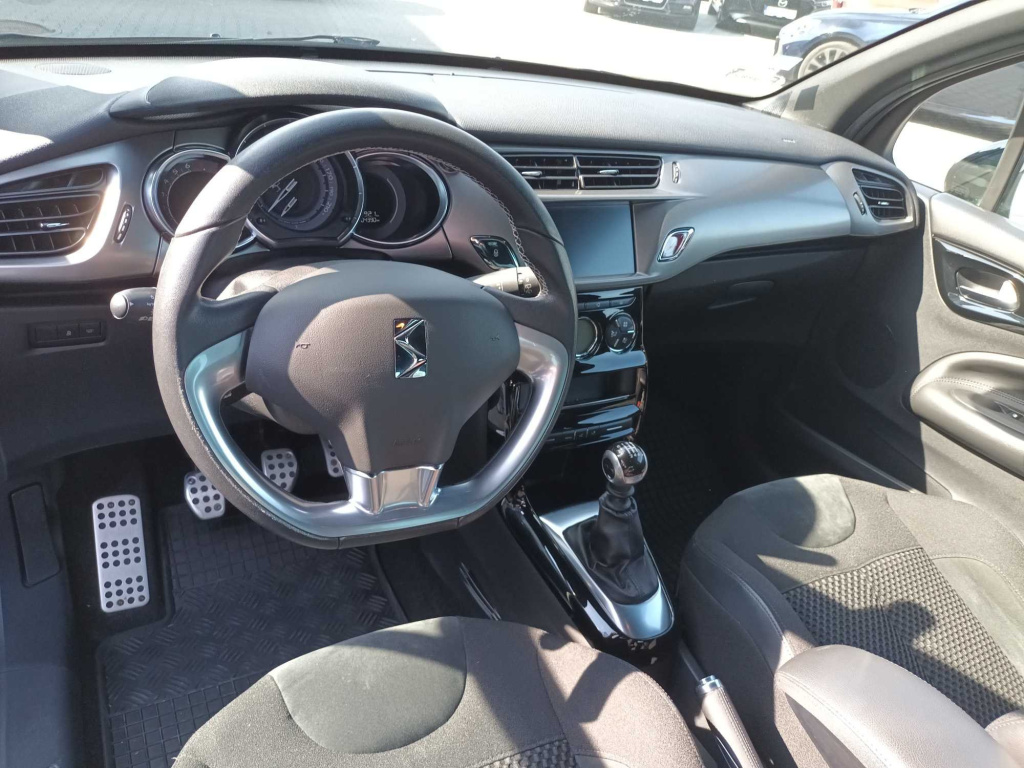 DS 3