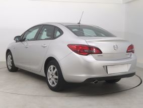 Opel Astra - 2016